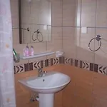 Happy Nur Hotel